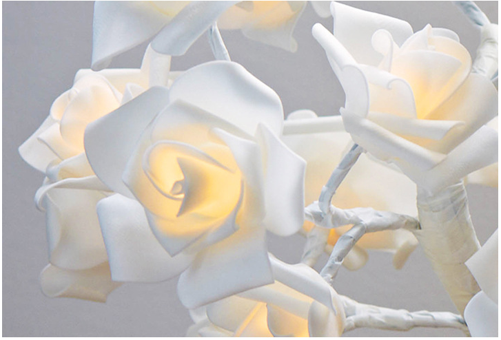 LED Tree Lamp with Realistic Rose Design